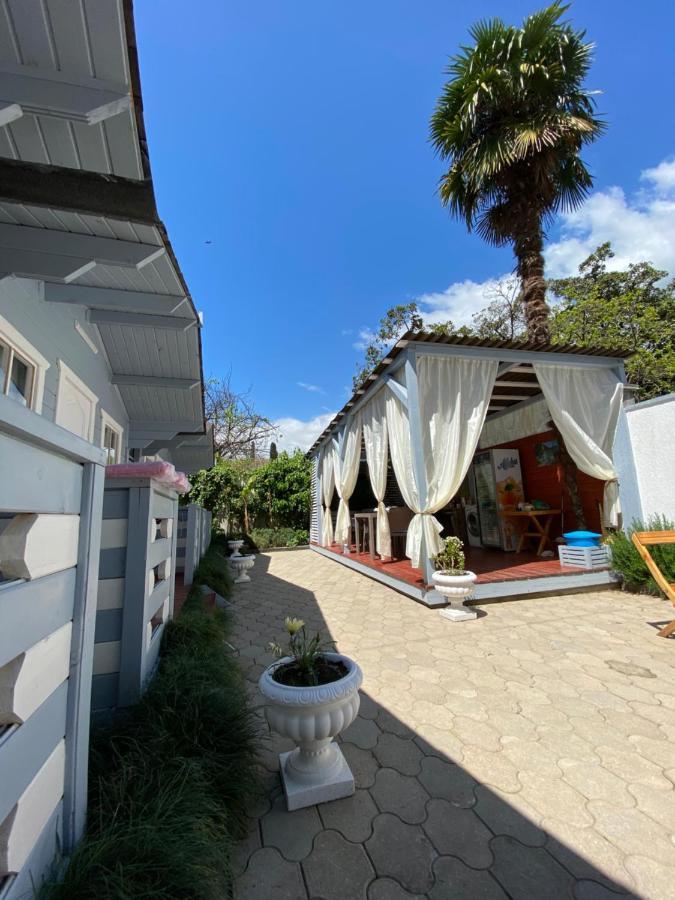 Эко Домики У Моря В Гаграх Gagra Eksteriør bilde
